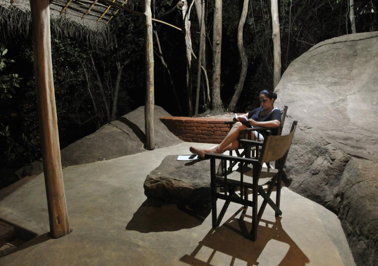 Back Of Beyond - Wild Haven Villa Sigiriya Dış mekan fotoğraf
